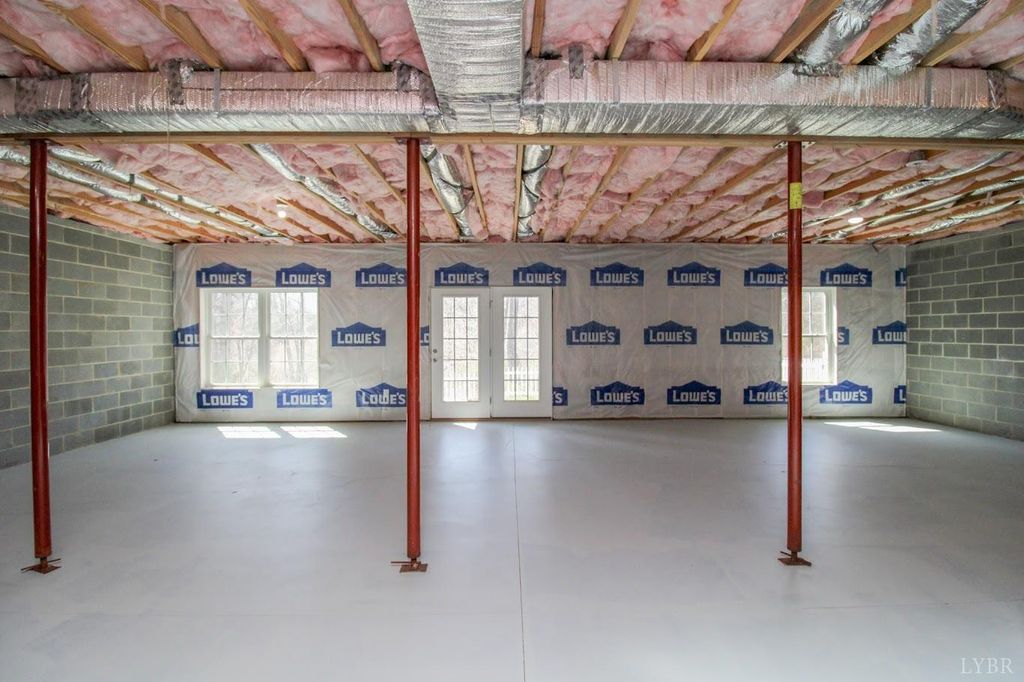 Image 35 of property listing at 268 Oak Spring Lane, Madison Heights, VA 24572