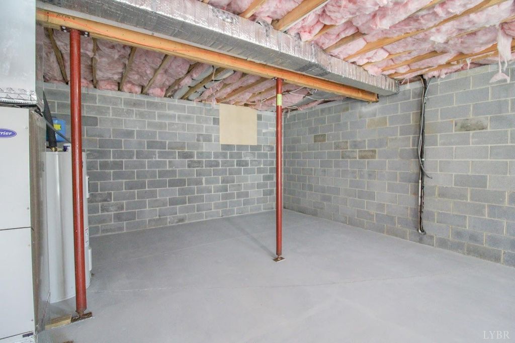 Image 36 of property listing at 268 Oak Spring Lane, Madison Heights, VA 24572