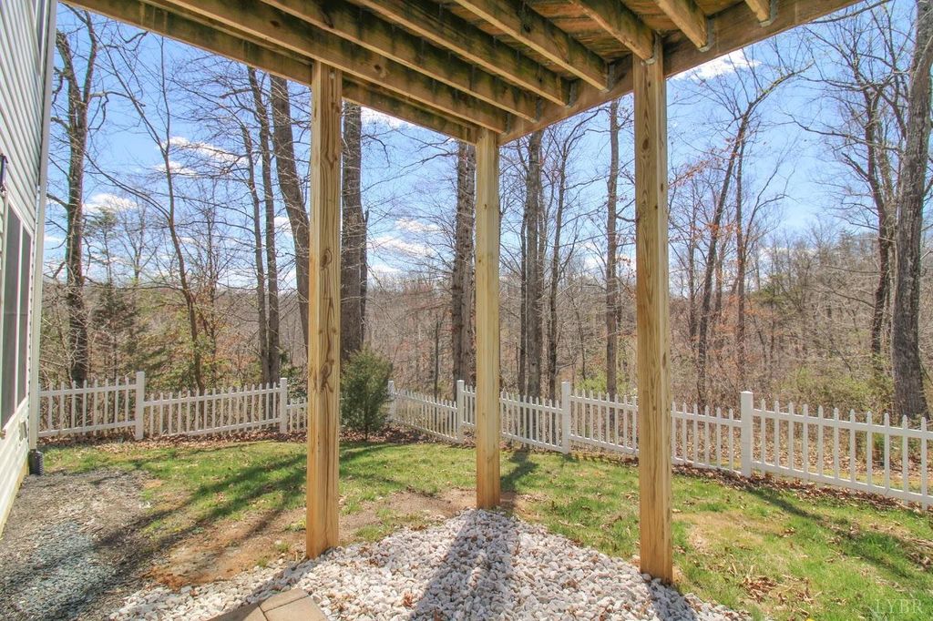 Image 40 of property listing at 268 Oak Spring Lane, Madison Heights, VA 24572