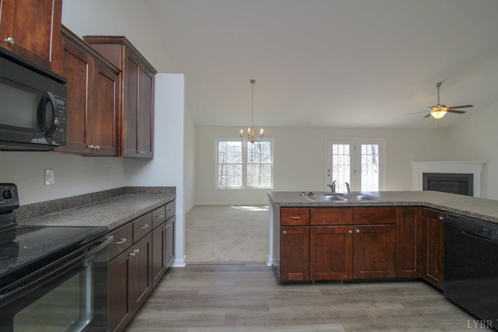 Image 8 of property listing at 268 Oak Spring Lane, Madison Heights, VA 24572