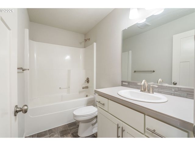 3874 Se 81ST Ave, Hillsboro, OR 97123