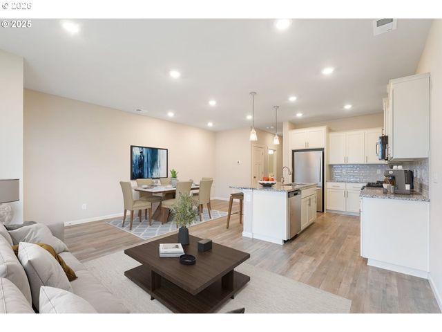 3874 Se 81ST Ave, Hillsboro, OR 97123