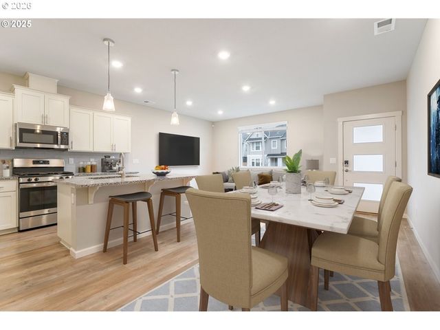 3874 Se 81ST Ave, Hillsboro, OR 97123
