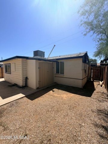 3217 E Glenn St Unit E, Tucson, AZ 85716
