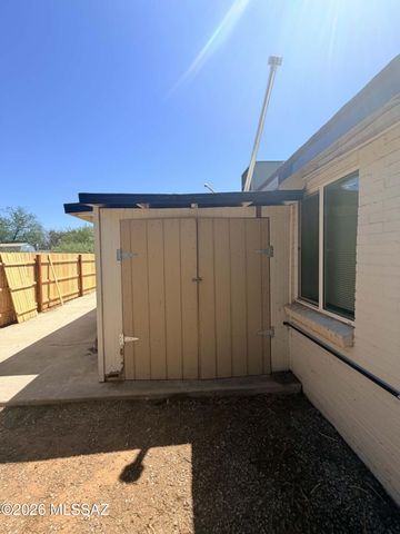 3217 E Glenn St Unit E, Tucson, AZ 85716