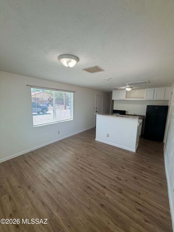 3217 E Glenn St Unit E, Tucson, AZ 85716