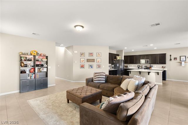 3334 Molinos Drive, Las Vegas, NV 89141