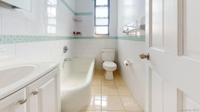 108-02 72nd Avenue 6B, Forest Hills, NY 11375