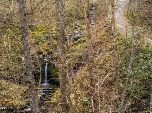 3119 Mitzi Way, Sevierville, TN 37862