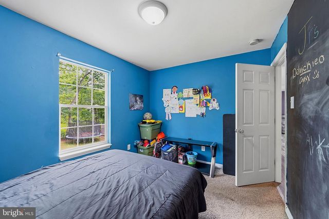 517 NEW JERSEY RD, Browns Mills, NJ 08015