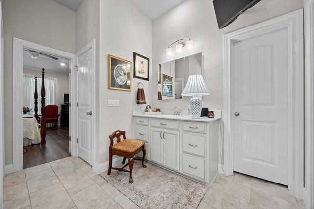2105 Prairie Oaks DR, Georgetown, TX 78628