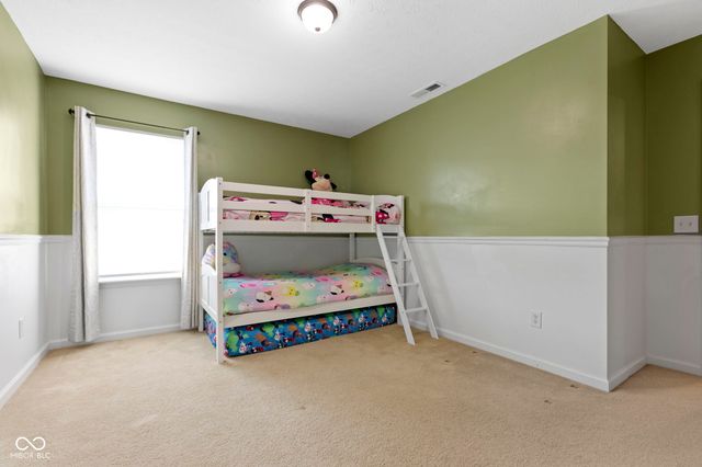 7806 Sea Eagle Circle, Zionsville, IN 46077