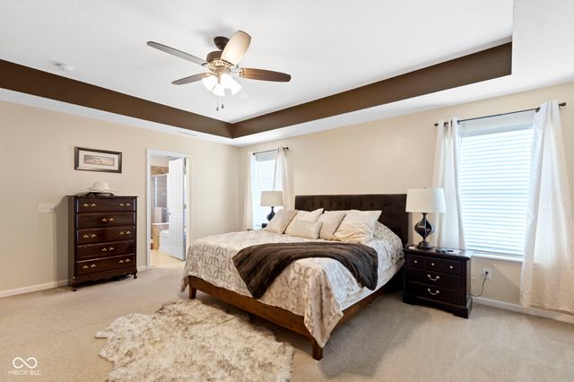 7806 Sea Eagle Circle, Zionsville, IN 46077