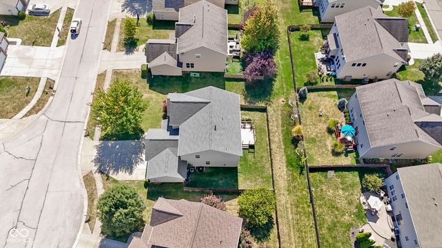 7806 Sea Eagle Circle, Zionsville, IN 46077