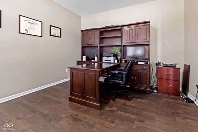 7806 Sea Eagle Circle, Zionsville, IN 46077