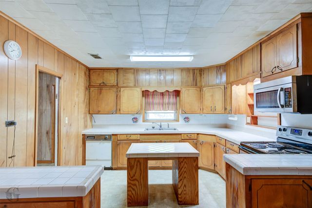 314 Dilly Road, Mooringsport, LA 71060