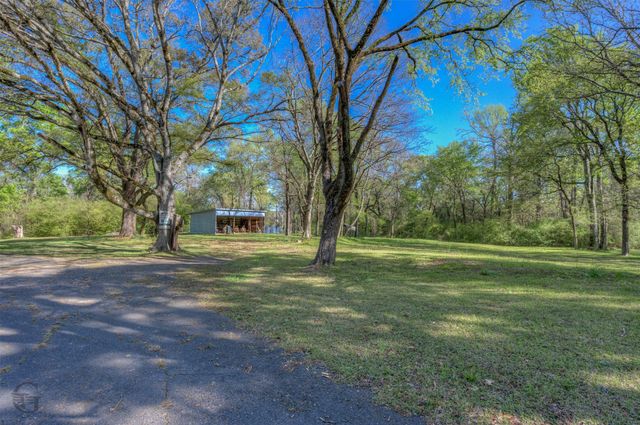 314 Dilly Road, Mooringsport, LA 71060