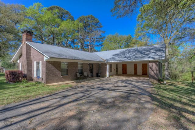 314 Dilly Road, Mooringsport, LA 71060