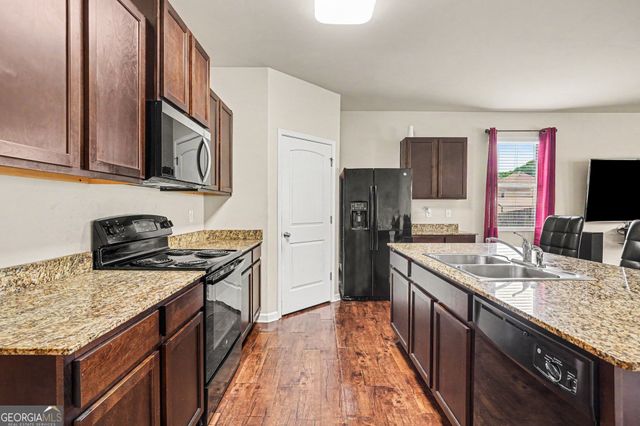 1989 Osprey Drive, Hampton, GA 30228