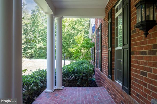 425 WAKEROBIN DR, Stafford, VA 22556