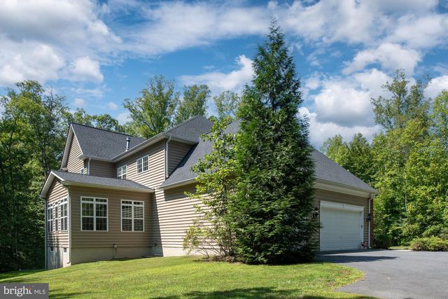 425 WAKEROBIN DR, Stafford, VA 22556