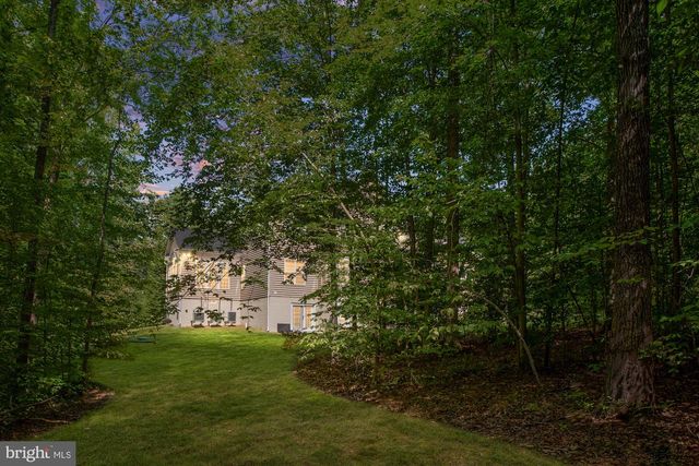 425 WAKEROBIN DR, Stafford, VA 22556