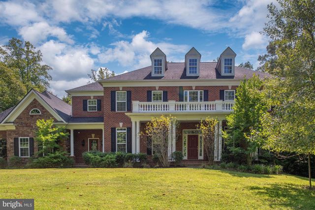 425 WAKEROBIN DR, Stafford, VA 22556