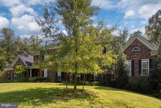 425 WAKEROBIN DR, Stafford, VA 22556