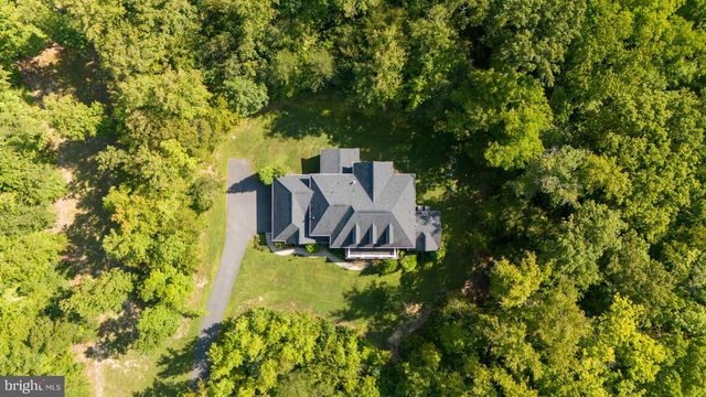 425 WAKEROBIN DR, Stafford, VA 22556