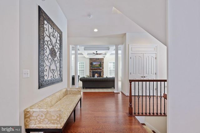 425 WAKEROBIN DR, Stafford, VA 22556