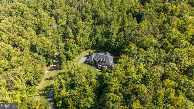 425 WAKEROBIN DR, Stafford, VA 22556