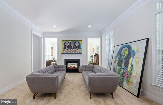 425 WAKEROBIN DR, Stafford, VA 22556