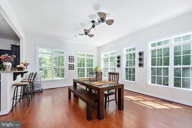 425 WAKEROBIN DR, Stafford, VA 22556