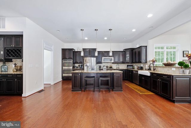 425 WAKEROBIN DR, Stafford, VA 22556