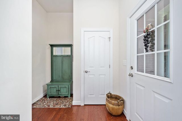 425 WAKEROBIN DR, Stafford, VA 22556