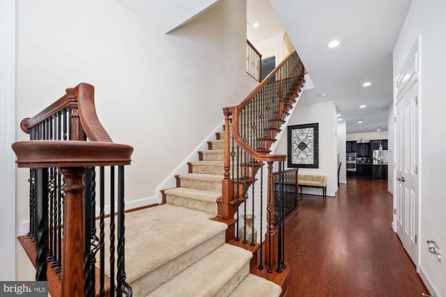 425 WAKEROBIN DR, Stafford, VA 22556