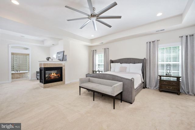 425 WAKEROBIN DR, Stafford, VA 22556
