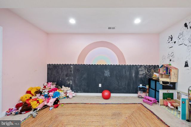 425 WAKEROBIN DR, Stafford, VA 22556