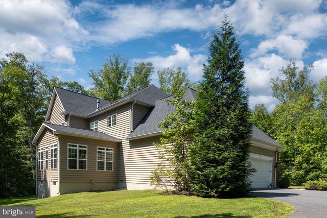 425 WAKEROBIN DR, Stafford, VA 22556