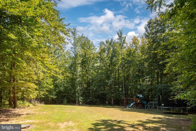 425 WAKEROBIN DR, Stafford, VA 22556