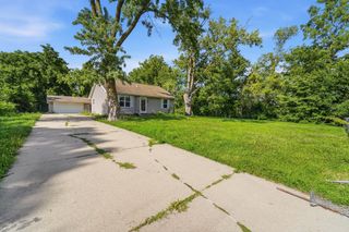 346 E Titus Avenue, Des Moines, IA 50315