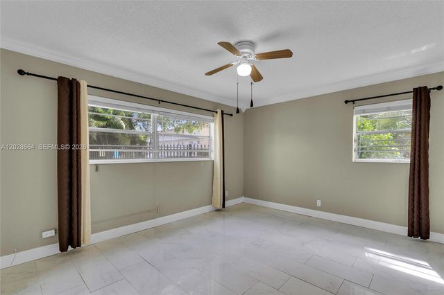 4805 NW 35th Street 416, Lauderdale Lakes, FL 33319
