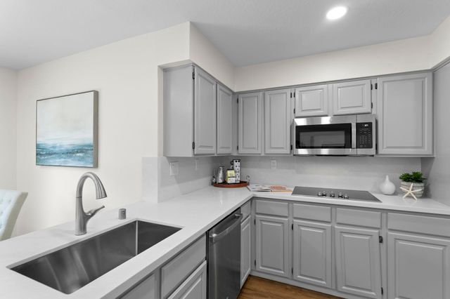 7825 Fairoaks Dr, Pleasanton, CA 94588