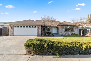 7825 Fairoaks Dr, Pleasanton, CA 94588