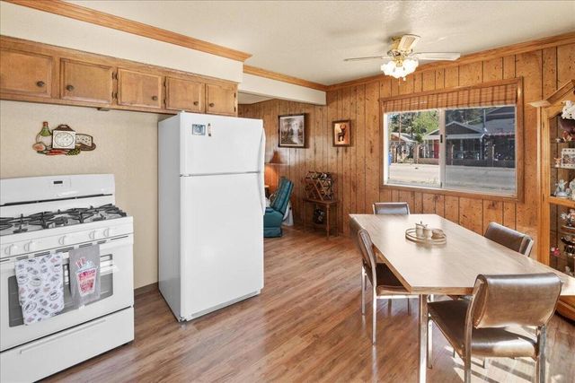 1101 W Country Club Boulevard, Big Bear, CA 92314