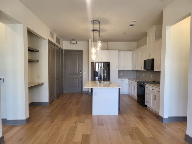 2700 Old Denton Road 2233, Carrollton, TX 75007