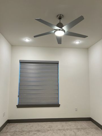 2700 Old Denton Road 2233, Carrollton, TX 75007