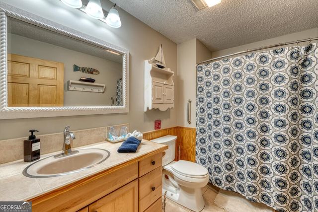 390 Bursey Road, Hiawassee, GA 30546