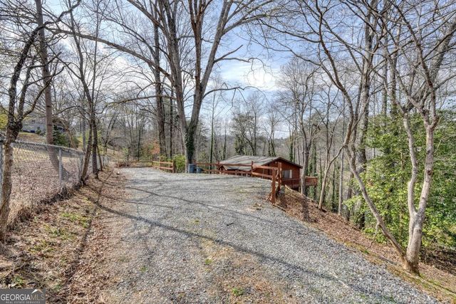 390 Bursey Road, Hiawassee, GA 30546