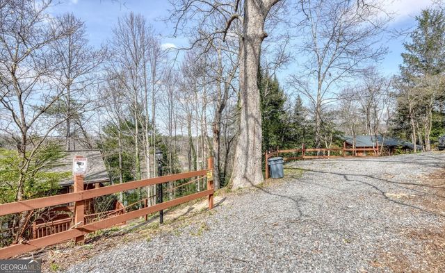 390 Bursey Road, Hiawassee, GA 30546